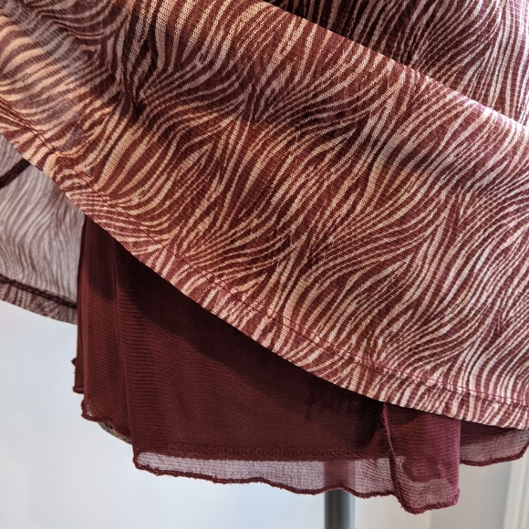 Twist Front Blouse - Picture 4 of 6